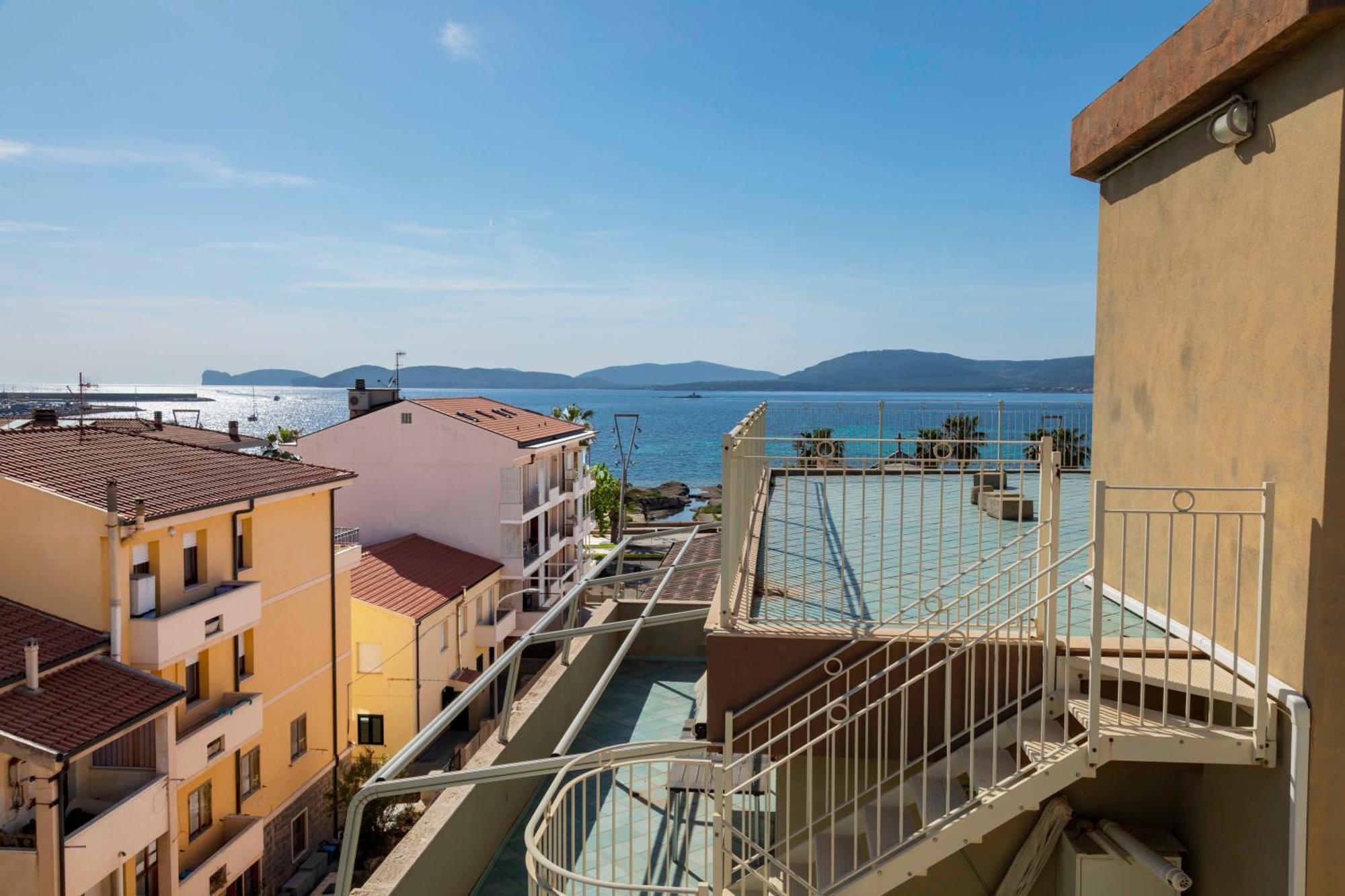 Lovealghero Stanze In Attico Vista Mare Exteriör bild