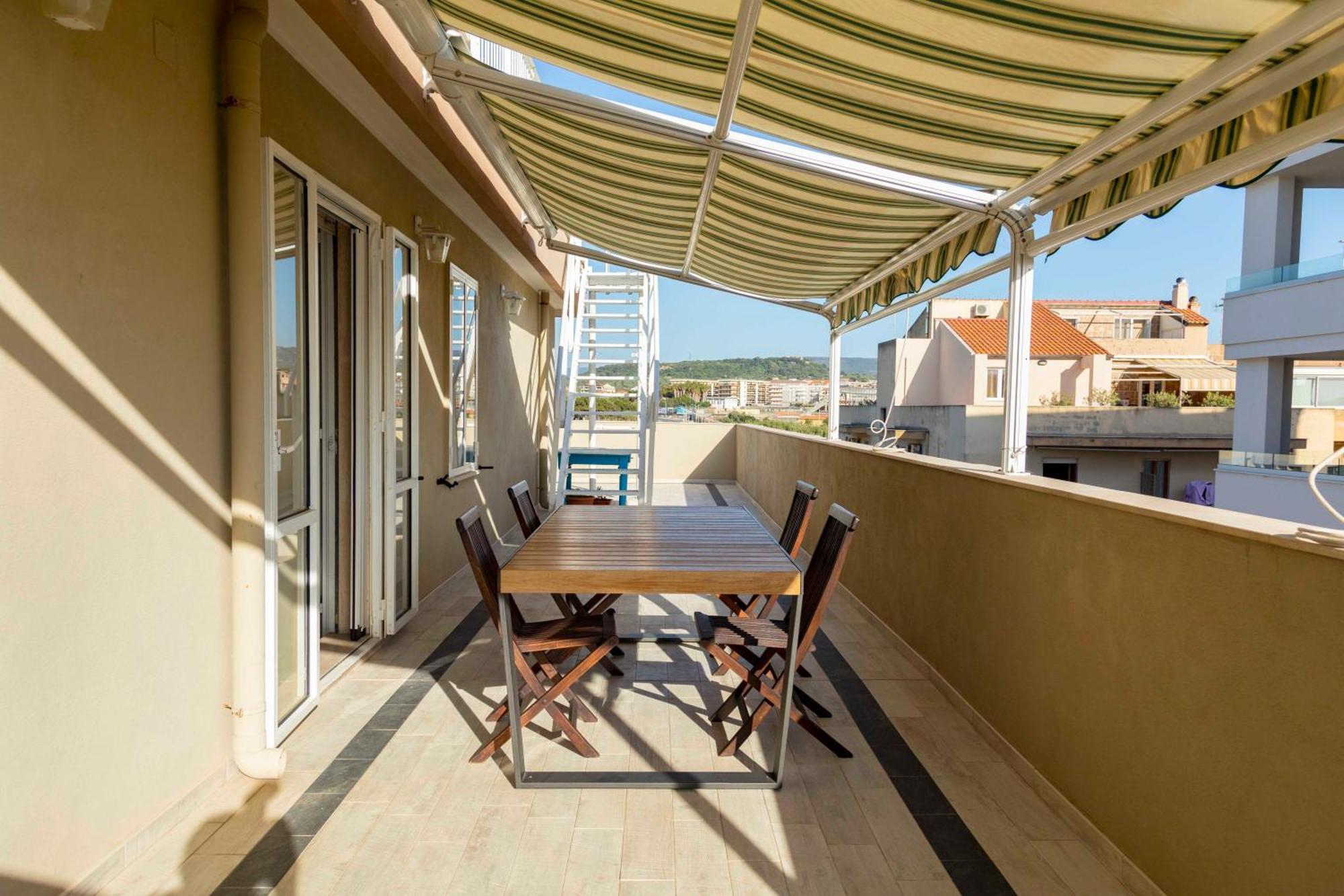 Lovealghero Stanze In Attico Vista Mare Exteriör bild